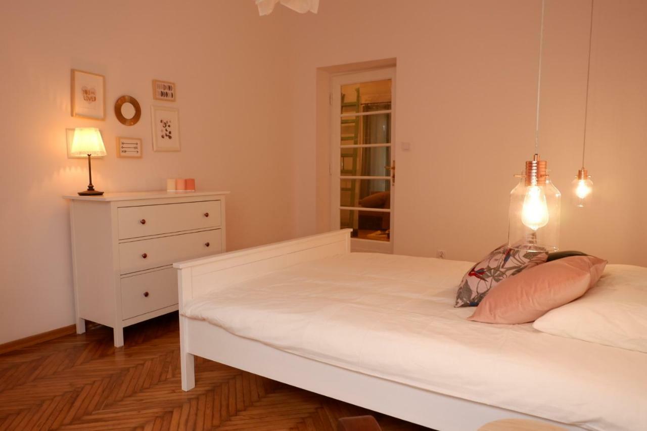 Singer Apartment Old Town 크라쿠프 외부 사진